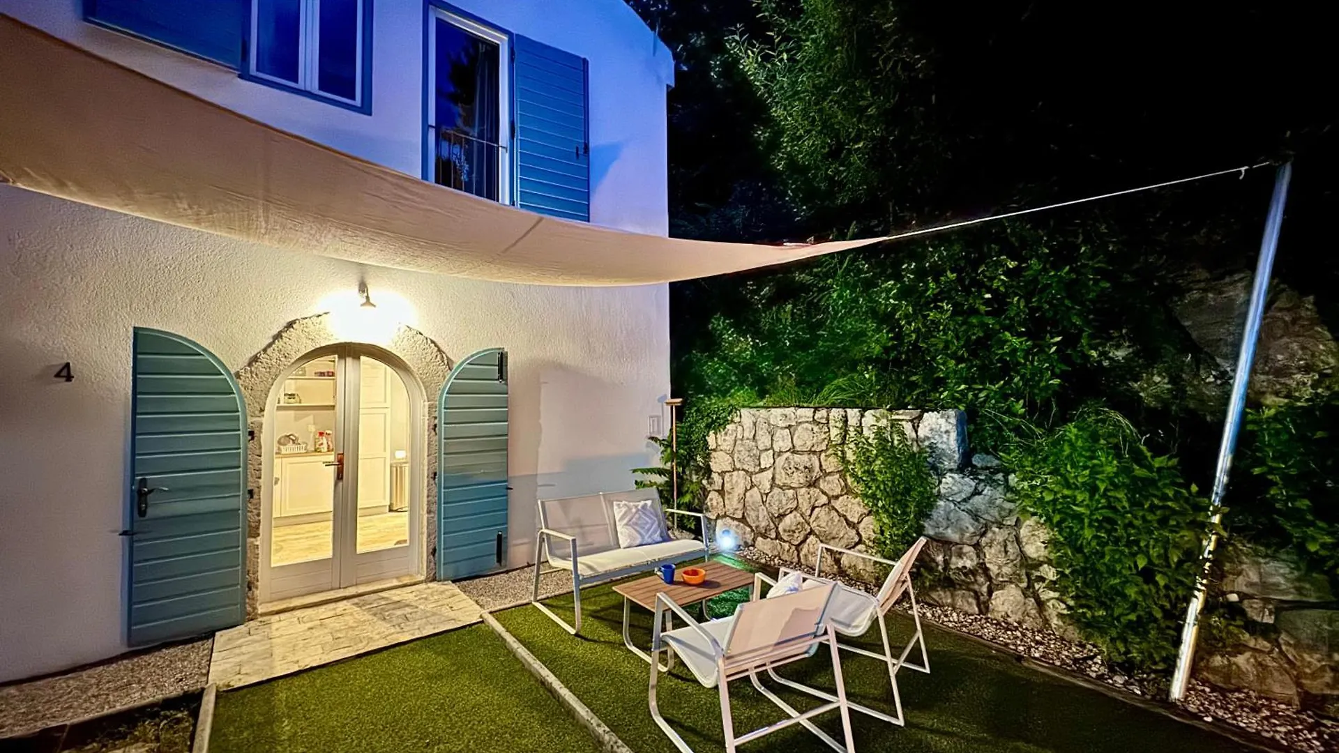 Stone Villa Grizane-Belgrad