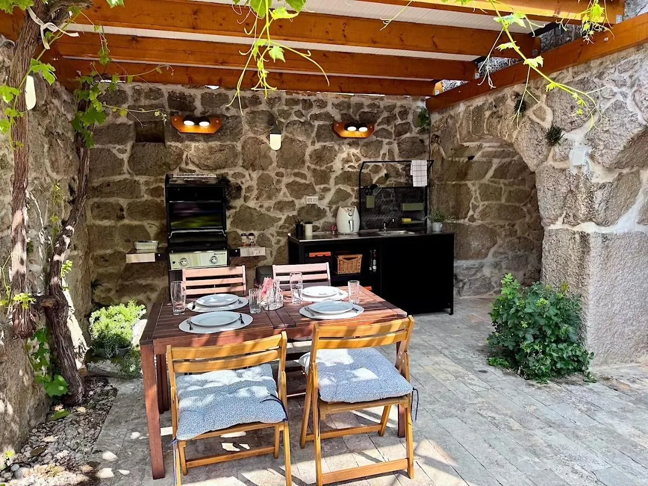 Holiday home Stone Villa Grizane-Belgrad