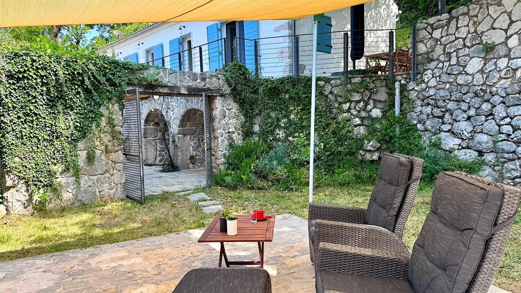 Stone Villa Grizane-Belgrad 0*,